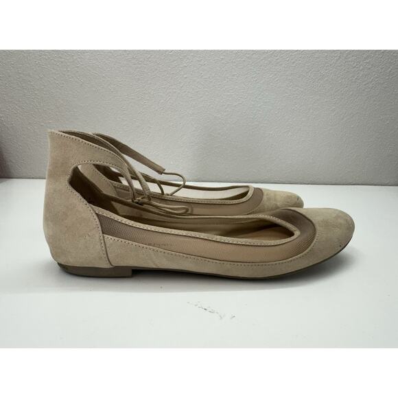 Christian Sirano for Payless Womens Shoes Size 9 Tan Flats Ankle Buckle - Picture 1 of 13